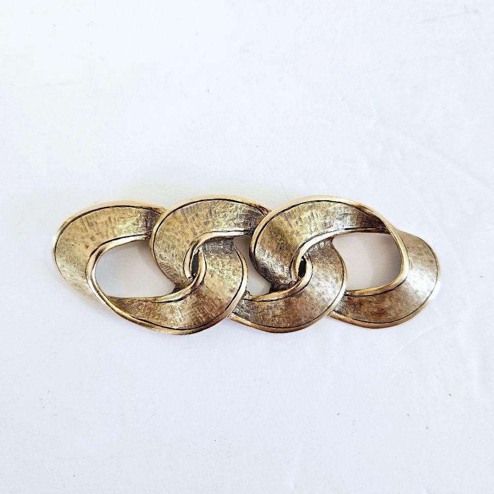 Vintage Large Statement Brushed Gold Tone Metal Eternity Chain Link Brooch Pin